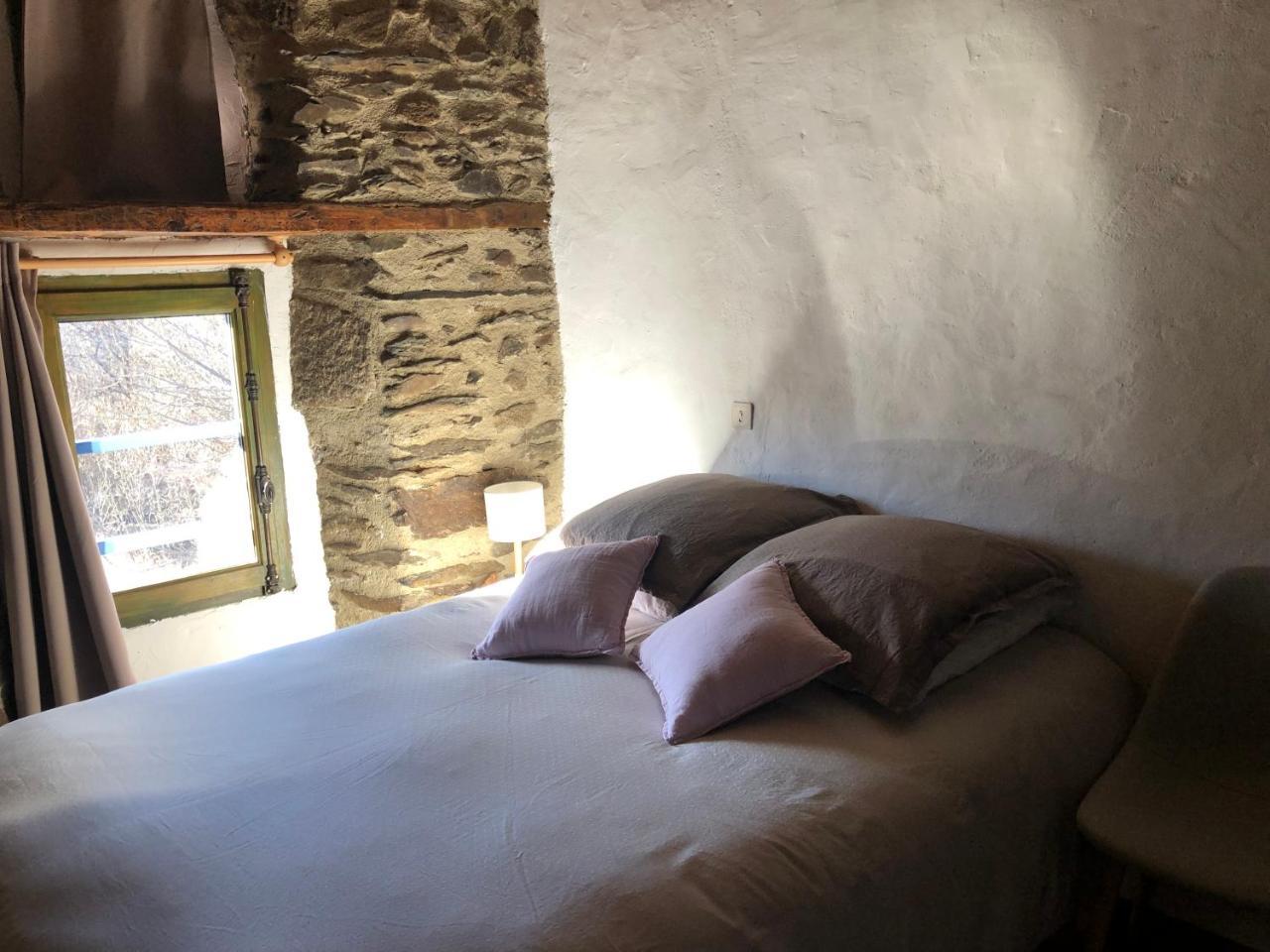 Cal Xandera Hotel Angoustrine Bagian luar foto